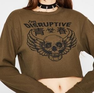 Long sleeve skull graphic tee